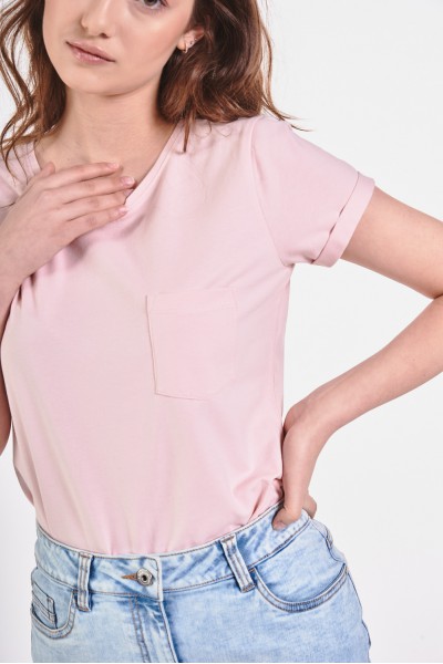 Gładki t-shirt z kieszonką na piersi Gładki t-shirt z kieszonką na piersi