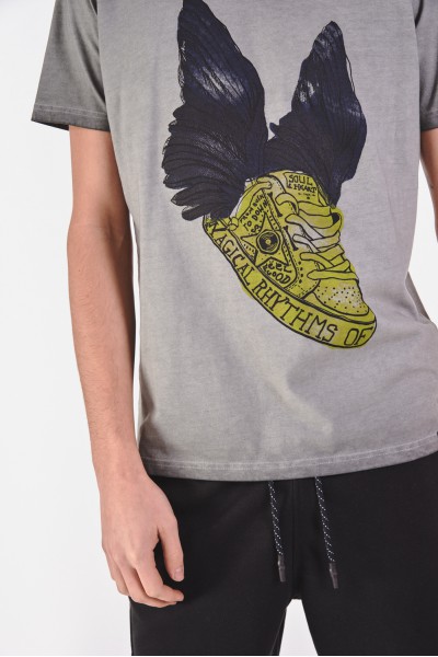 Klasyczny t-shirt z nadrukiem Klasyczny t-shirt z nadrukiem
