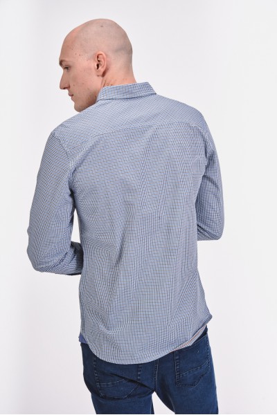 Bawełniana koszula slim w drobną kratę Bawełniana koszula slim w drobną kratę