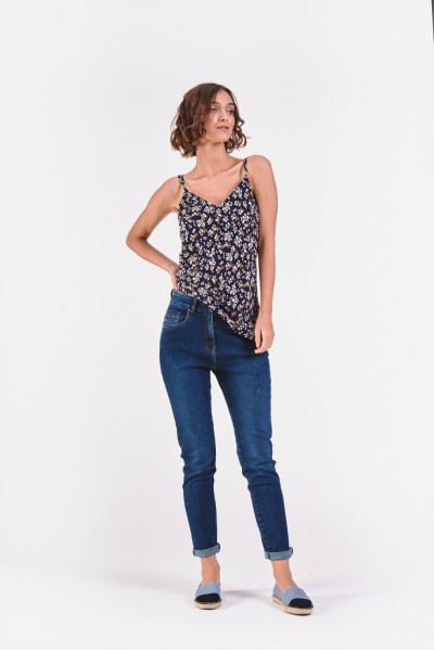 Dżinsowe spodnie z ciemnego denimu Dżinsowe spodnie z ciemnego denimu