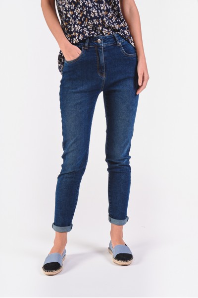 Dżinsowe spodnie z ciemnego denimu Dżinsowe spodnie z ciemnego denimu