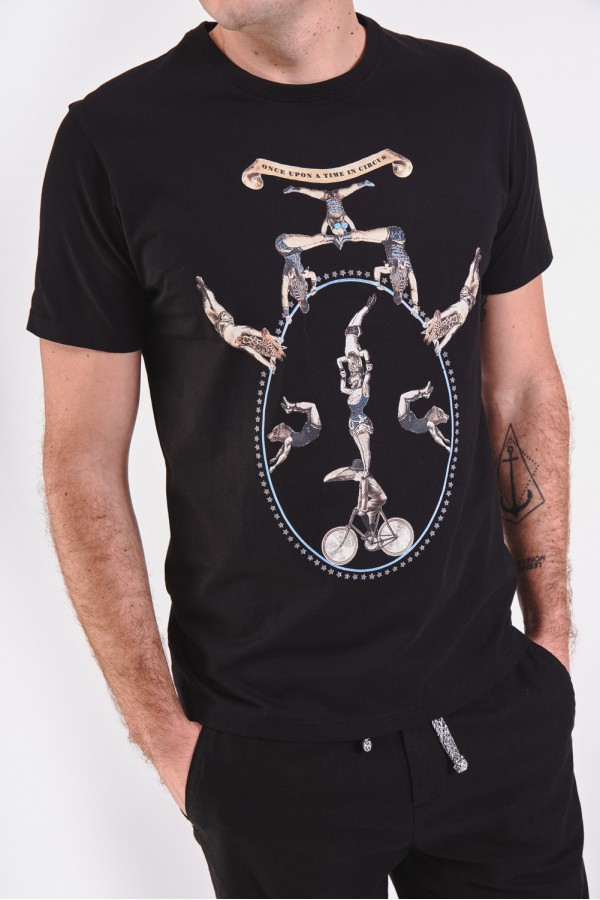 T-shirt z motywem cyrku T-shirt z motywem cyrku