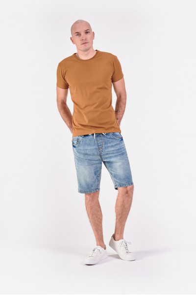 Szorty ze spranego denimu Szorty ze spranego denimu
