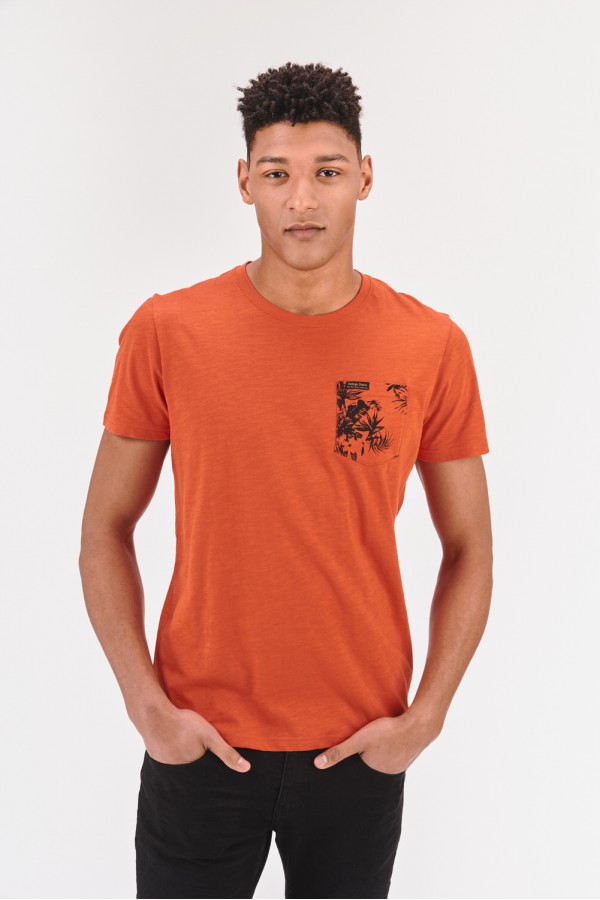 T-shirt z kieszonką T-shirt z kieszonką