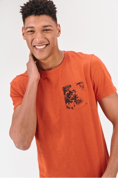 T-shirt z kieszonką T-shirt z kieszonką