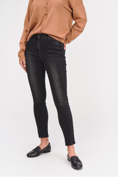 Spodnie z ciemnego denimu Spodnie z ciemnego denimu