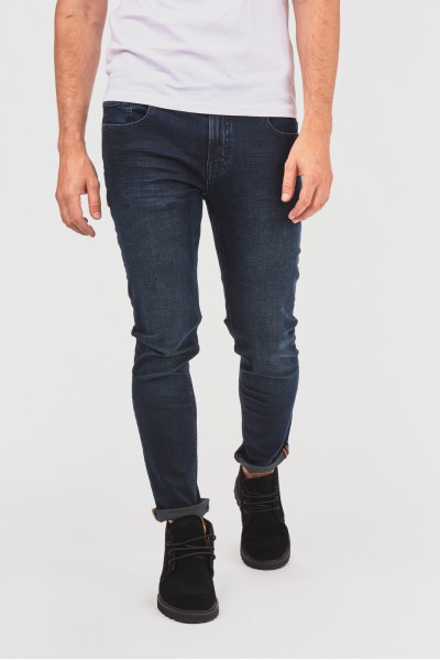 Jeansy z regularnym stanem Jeansy z regularnym stanem