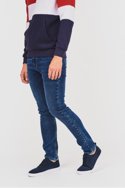 Jeansy z ciemnego denimu Jeansy z ciemnego denimu