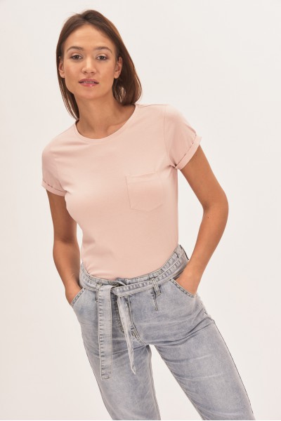 T-shirt z kieszonką T-shirt z kieszonką
