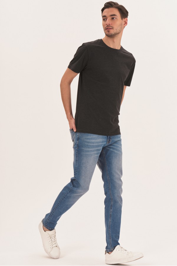 Jeansowe spodnie z normalnym stanem Jeansowe spodnie z normalnym stanem