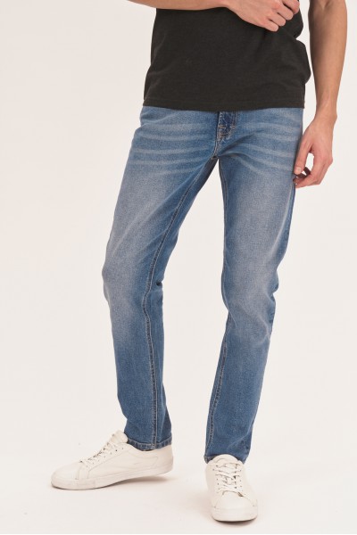 Jeansowe spodnie z normalnym stanem Jeansowe spodnie z normalnym stanem