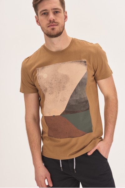 T-shirt z nadrukiem