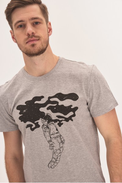 T-shirt z astronautą