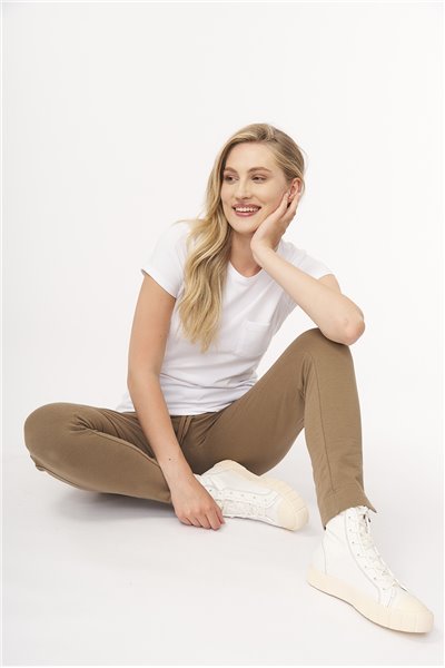 T-shirt z kieszonką T-shirt z kieszonką